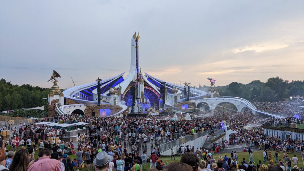 Tomorrowland: Main Stage